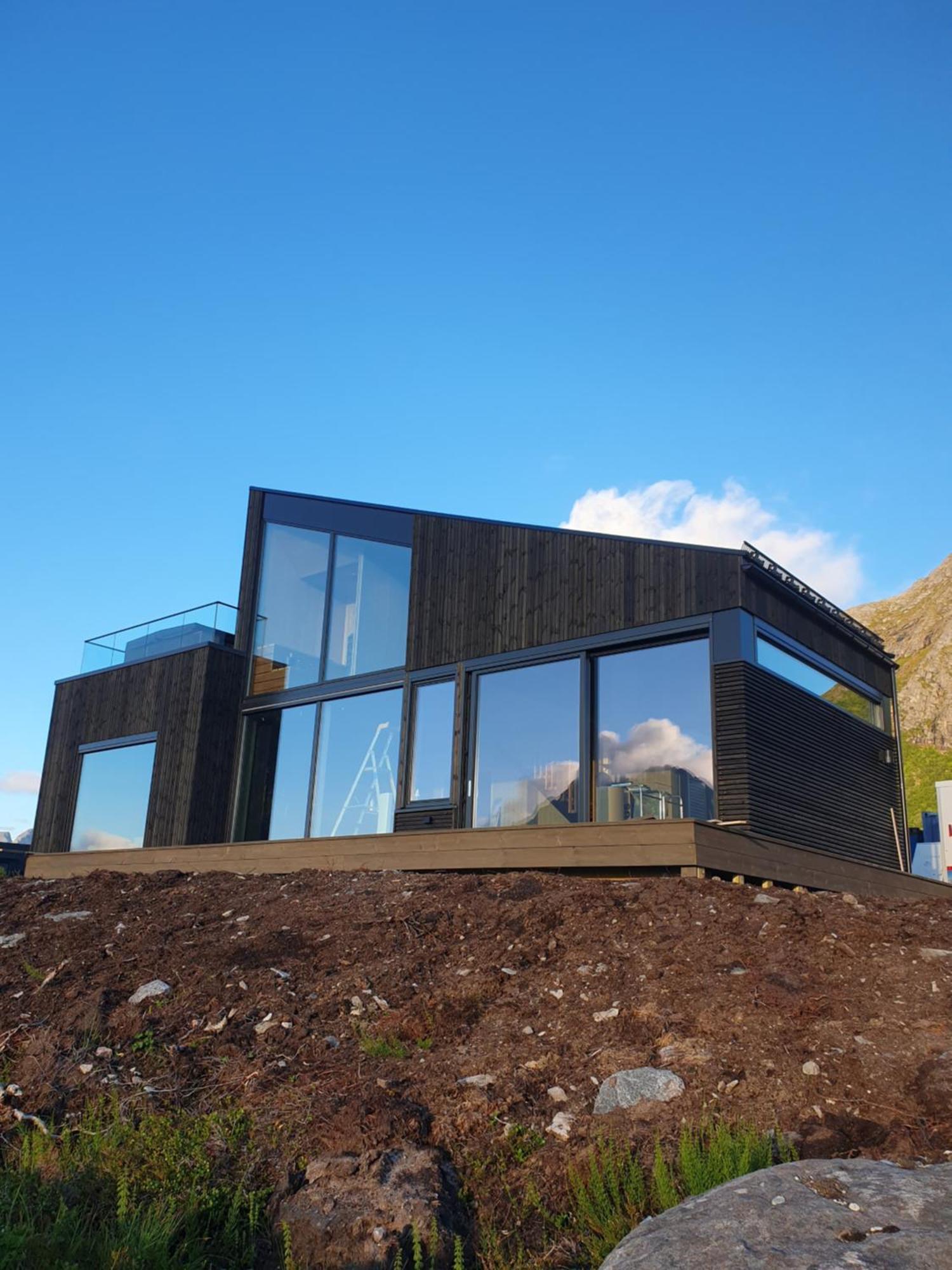 Hoda Cabin - Luxury Lodge With Jacuzzi And Sauna Lyngværet Esterno foto