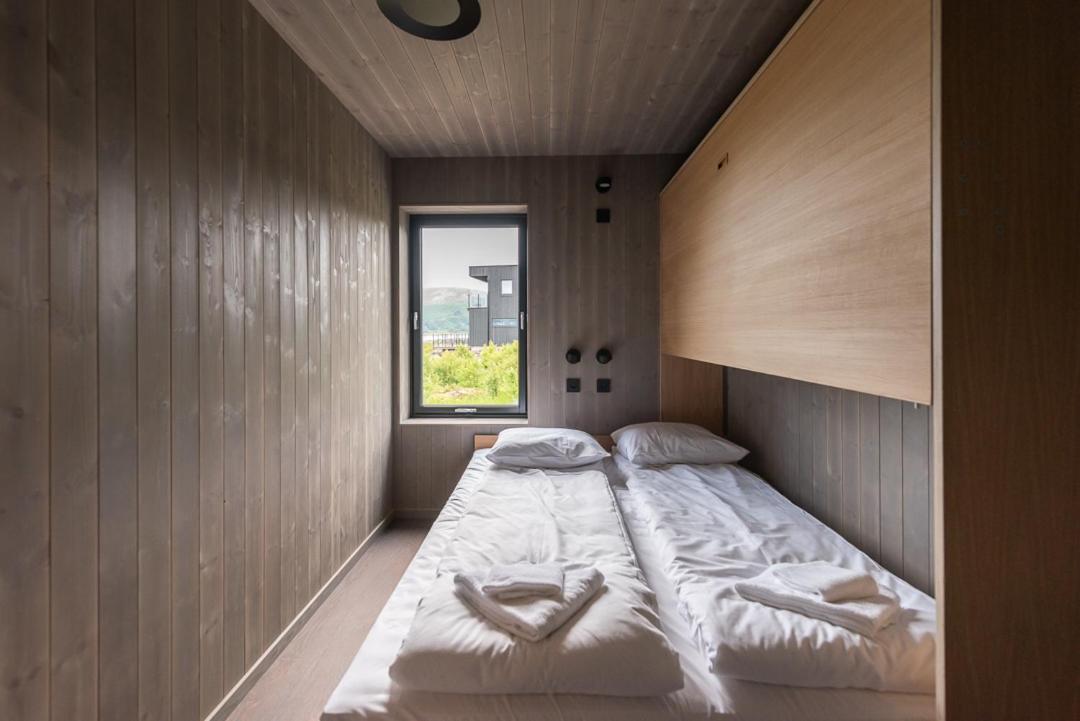 Hoda Cabin - Luxury Lodge With Jacuzzi And Sauna Lyngværet Esterno foto