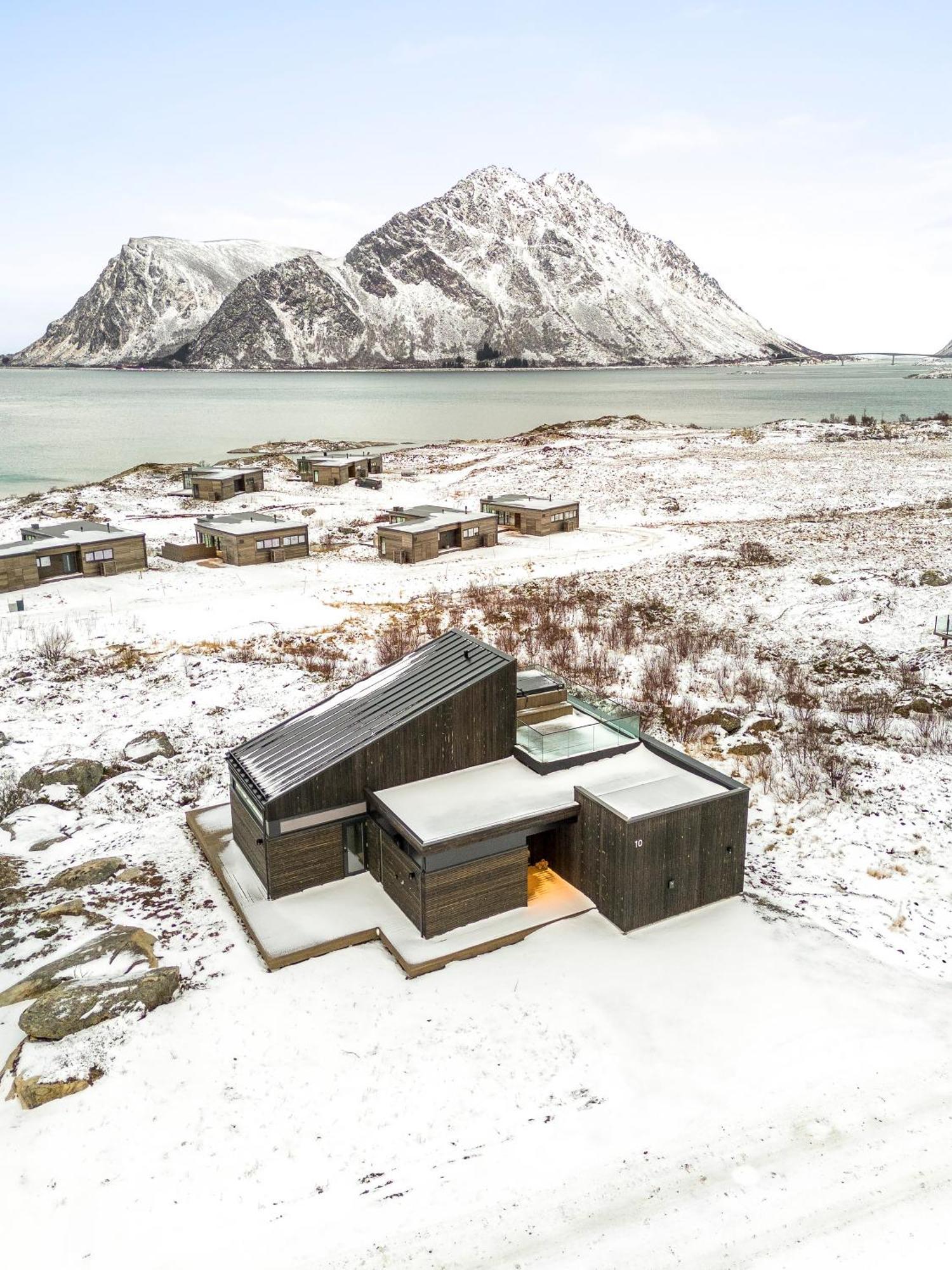 Hoda Cabin - Luxury Lodge With Jacuzzi And Sauna Lyngværet Esterno foto